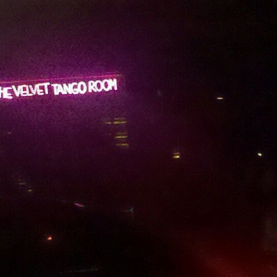 Foto tirada no(a) The Velvet Tango Room por DrChristos K. em 3/11/2012
