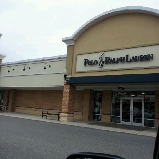 Photos at Queenstown Premium Outlets Queenstown, MD