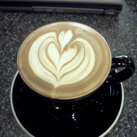 Снимок сделан в JP&#39;s Coffee &amp; Espresso Bar пользователем Sandra L. 3/14/2012