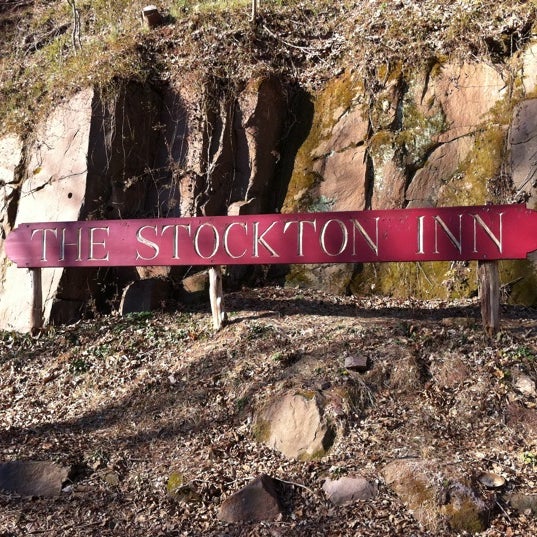 Foto tirada no(a) Stockton Inn por Ryan M. em 3/11/2012