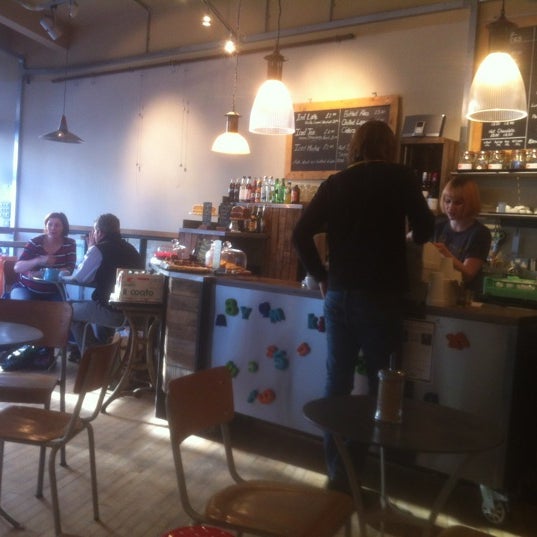 Foto tirada no(a) The Shrewsbury Coffeehouse por Jasper A. em 3/28/2012