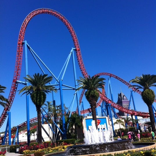 Photo taken at Superman Escape by AorPG R. on 5/8/2012