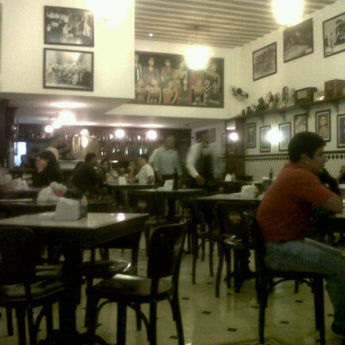 5/5/2012 tarihinde Fernanda A.ziyaretçi tarafından Bar do Ferreira'de çekilen fotoğraf