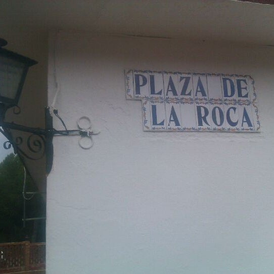 Plaza De La Roca
