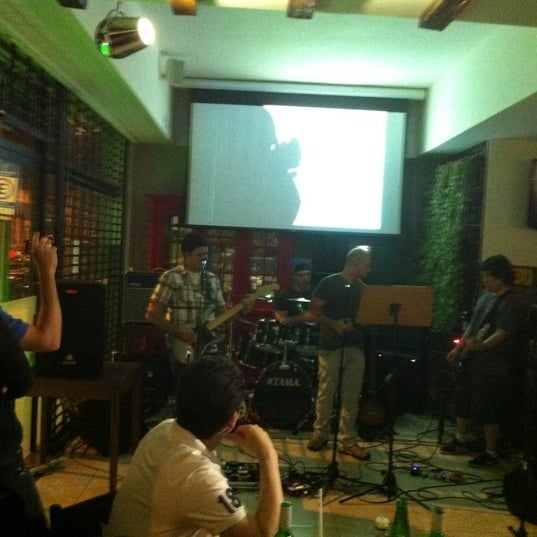 Foto tirada no(a) Bicofino Bar e Restaurante por Fernanda em 8/5/2012
