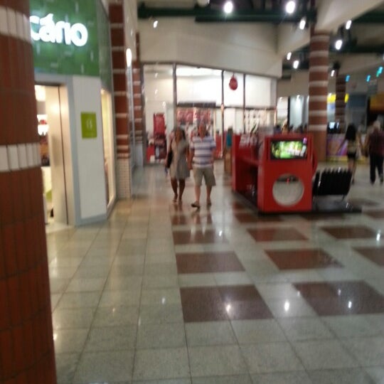 9/11/2012 tarihinde Alexandre Rodrigo S.ziyaretçi tarafından Shopping Vale do Aço'de çekilen fotoğraf