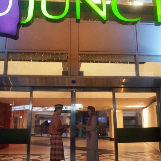 Maju Junction Mall Shopping Mall