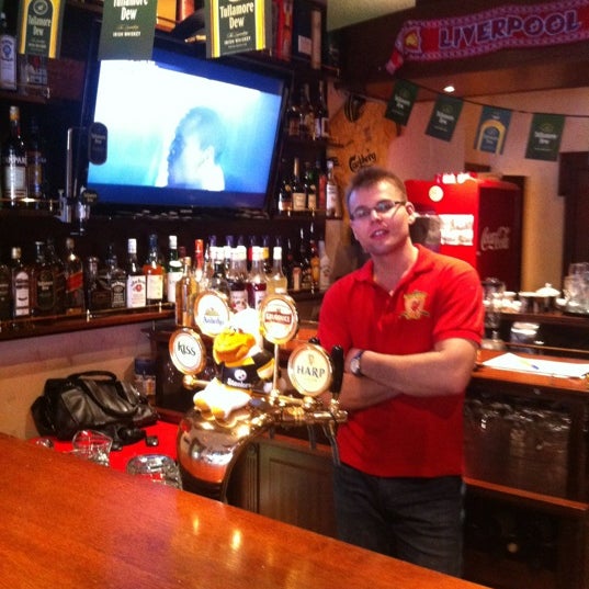 Foto diambil di Anfield Pub oleh Андрей Л. pada 3/22/2012