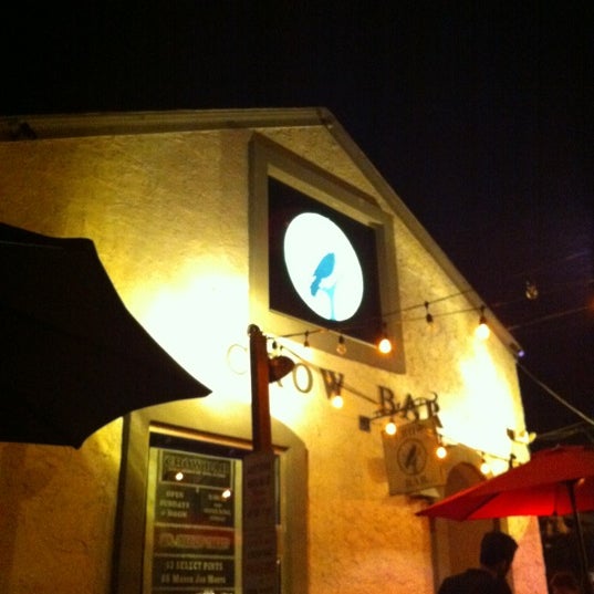 9/13/2012 tarihinde Desiree A.ziyaretçi tarafından Crow Bar'de çekilen fotoğraf