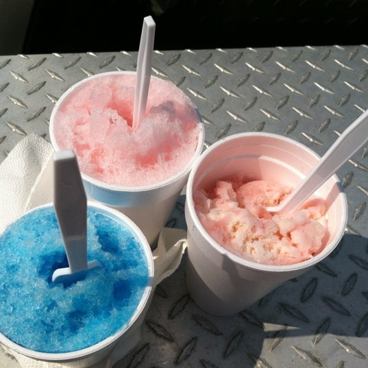 Sno Biz Ice Cream Parlor in Hamilton