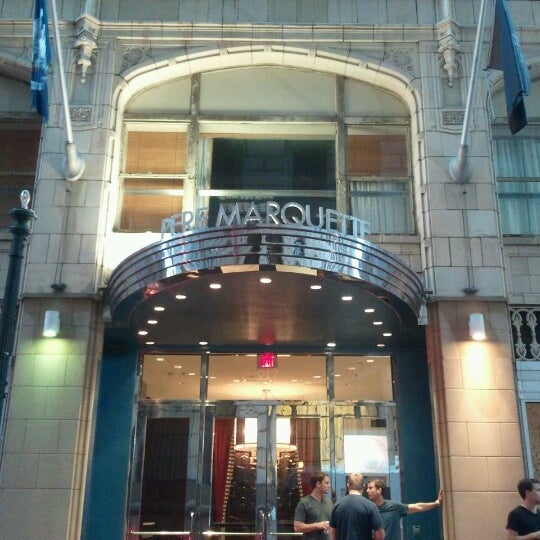 Foto tirada no(a) Renaissance New Orleans Pere Marquette French Quarter Area Hotel por John F. em 7/21/2012