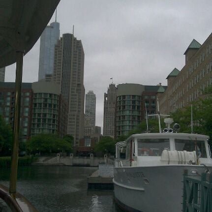 Foto tirada no(a) Chicago Line Cruises por Candice em 5/21/2012