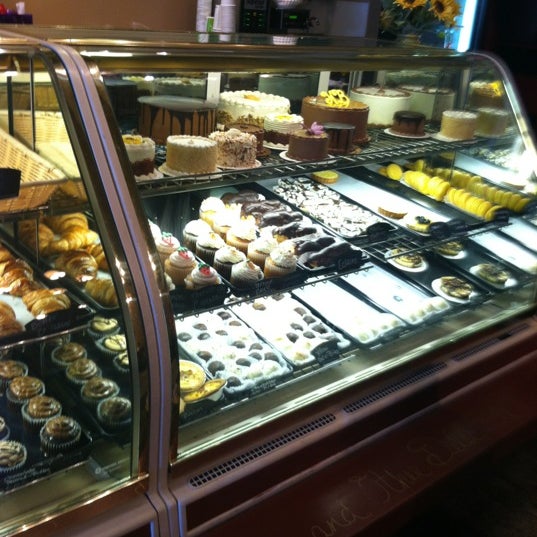 Foto tomada en Hamilton Bakery  por Maria P. el 5/19/2012