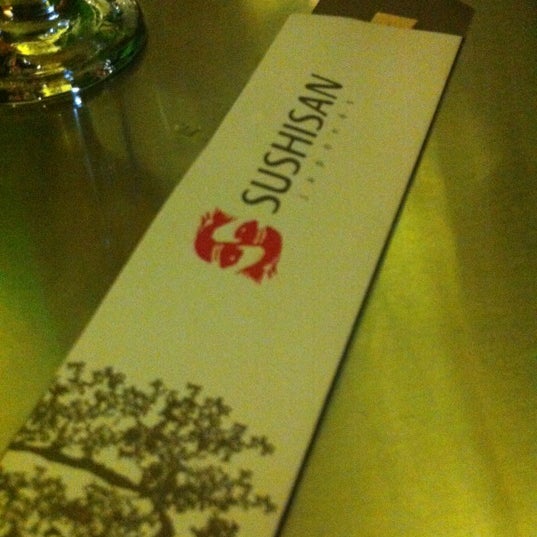 Foto diambil di Sushi San oleh Adriano C. pada 3/16/2012