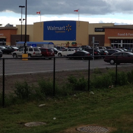Walmart Supercentre Big Box Store in Mississauga