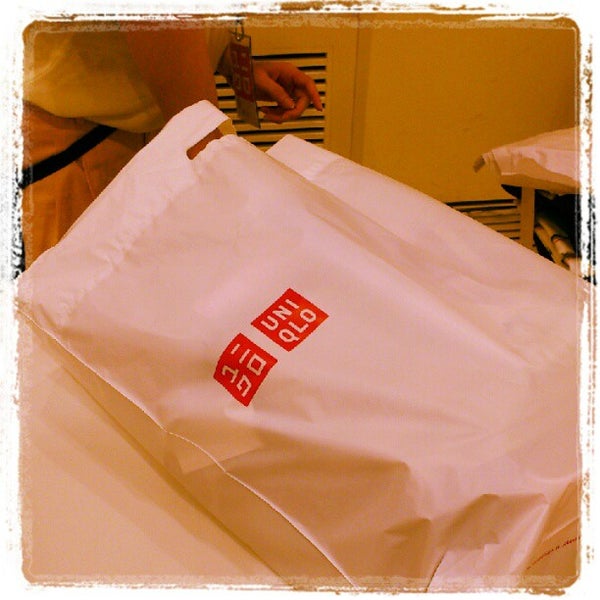 ユニクロ Giyim Magazasi