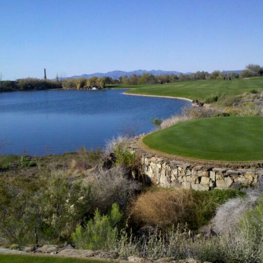 รูปภาพถ่ายที่ Quintero Golf Club โดย Jim Y. เมื่อ 3/4/2012