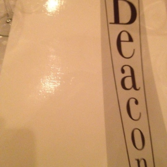 Foto tirada no(a) Beacon Restaurant &amp; Bar por Dave L. em 3/4/2012