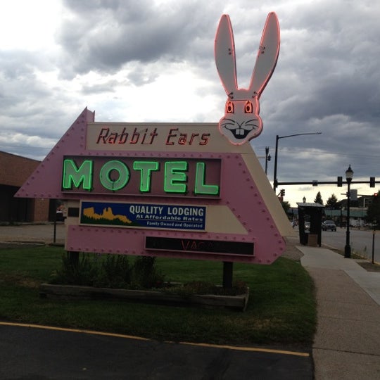 Photo taken at Rabbit Ears Motel by Aaron K. on 7/27/2012