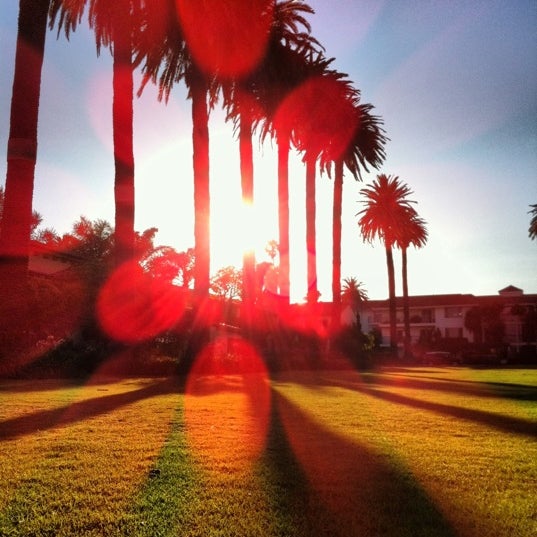 Photo taken at Hotel Milo Santa Barbara by Shan L. on 5/26/2012