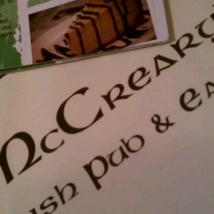 4/19/2012 tarihinde mark b.ziyaretçi tarafından McCreary&#39;s Irish Pub &amp; Eatery'de çekilen fotoğraf