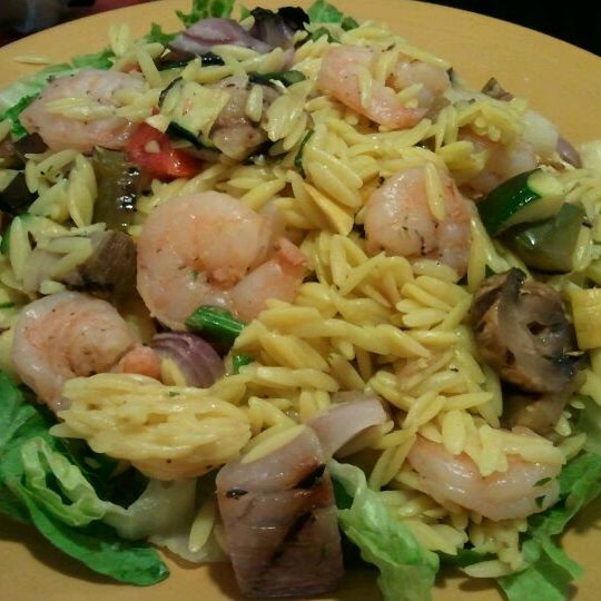 4/16/2012 tarihinde Grace C.ziyaretçi tarafından Bocca Cucina Italiana'de çekilen fotoğraf