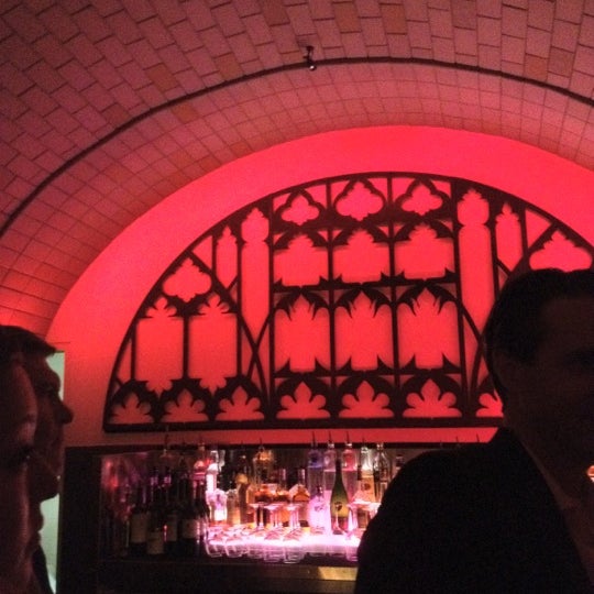 6/1/2012にYosuke H.がCellar Bar at Bryant Park Hotelで撮った写真