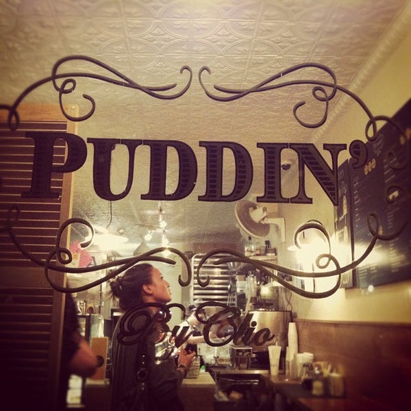 Das Foto wurde bei Puddin&#39; by Clio von Glen M. am 8/16/2012 aufgenommen