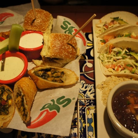 Photo taken at Chili&#39;s Grill &amp; Bar by Naoya S. on 6/16/2012