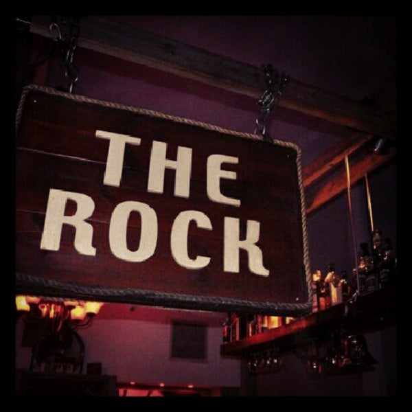 Снимок сделан в The Rock Bar пользователем Hayim 8/6/2012