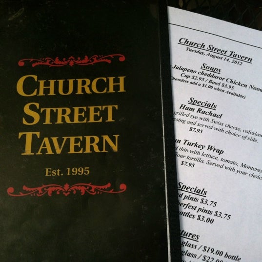 Foto scattata a Church Street Tavern da Rachael A. il 8/14/2012
