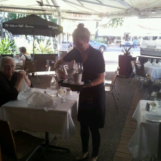 Das Foto wurde bei Domanis Restaurant von Yvonne T. am 5/12/2012 aufgenommen