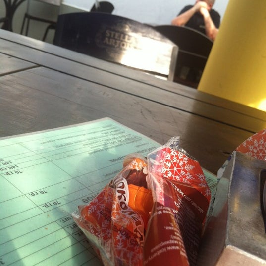 Кафе пончик на ножах после проекта