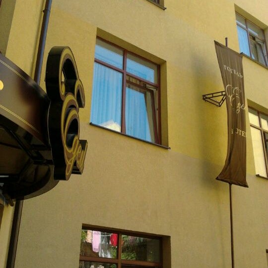 Photo taken at Hotel Edem by Ксюша on 5/21/2012