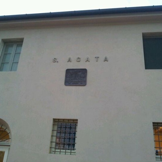 Foto diambil di Locanda Sant&#39;Agata - Ristoro &amp; Camere oleh Andrea R. pada 5/15/2012