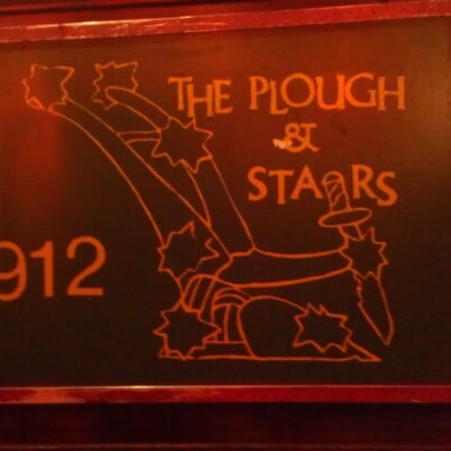Foto tirada no(a) The Plough and Stars por Matt B. em 8/2/2012