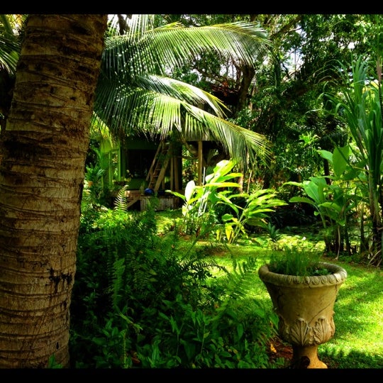 Das Foto wurde bei Honua Lani Gardens Kauai von Jai R. am 8/25/2012 aufgenommen
