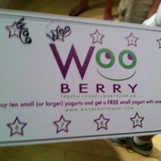 Photo taken at Wooberry Frozen Yogurt by Steph M. on 9/14/2011
