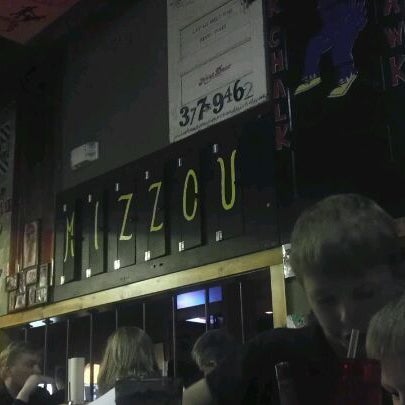1/28/2012 tarihinde Koryziyaretçi tarafından Next Door Pizza &amp; Pub'de çekilen fotoğraf
