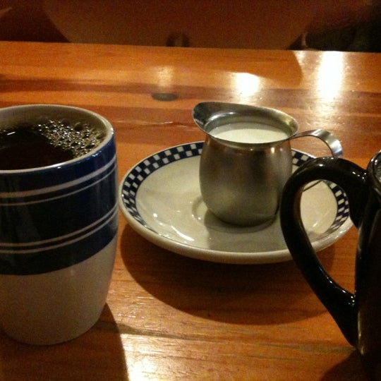 Photo taken at Alexa&#39;s Cafe by Dmitry F. on 7/29/2012