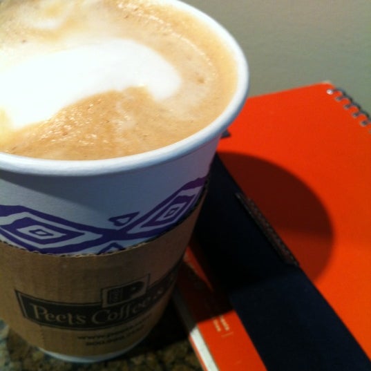 Photo taken at Peet&#39;s Coffee &amp; Tea by Yu N. on 6/13/2012