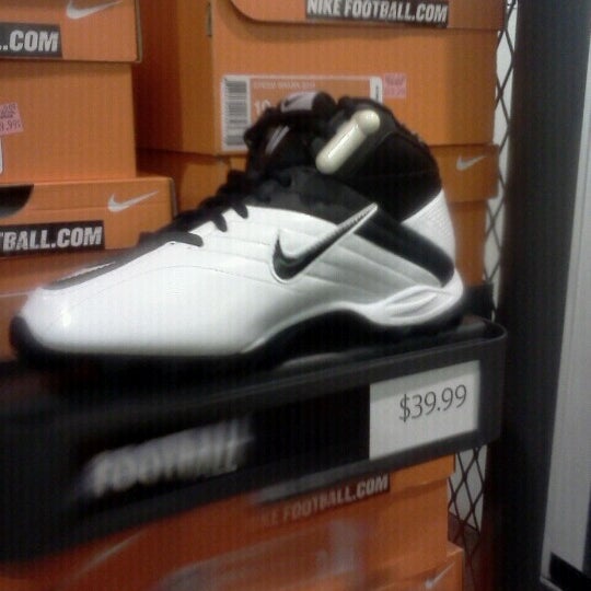 is there a nike store in michigan city