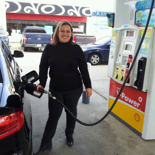 Blue Harbor Pointe Gas Station