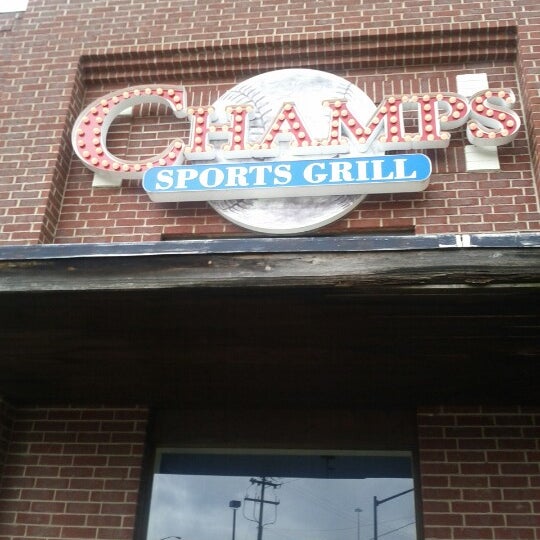 champs sports grill altoona pa