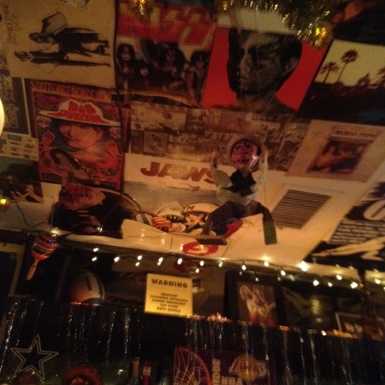 Photo taken at Taqueria Lower East Side by Laura C. on 4/3/2012