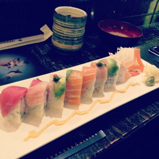 รูปภาพถ่ายที่ Misora Sushi โดย KB C. เมื่อ 3/12/2012