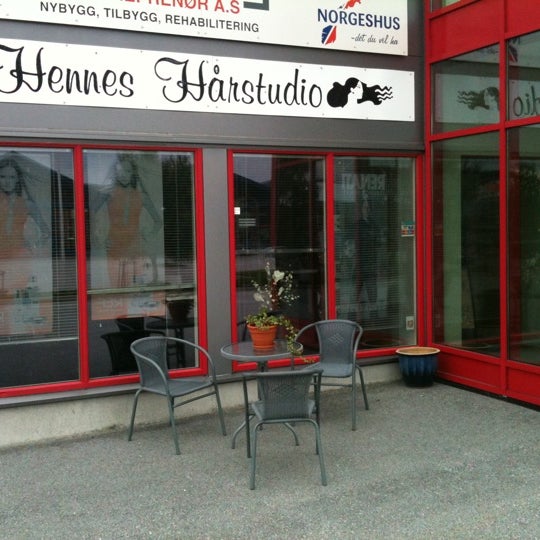 hennes hårstudio kristiansund hennes hårstudio kristiansund