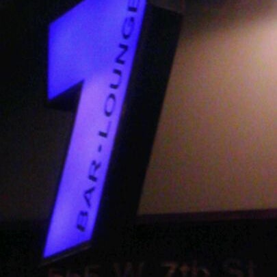 รูปภาพถ่ายที่ Seven Bar Lounge โดย Cladelle เมื่อ 4/1/2012