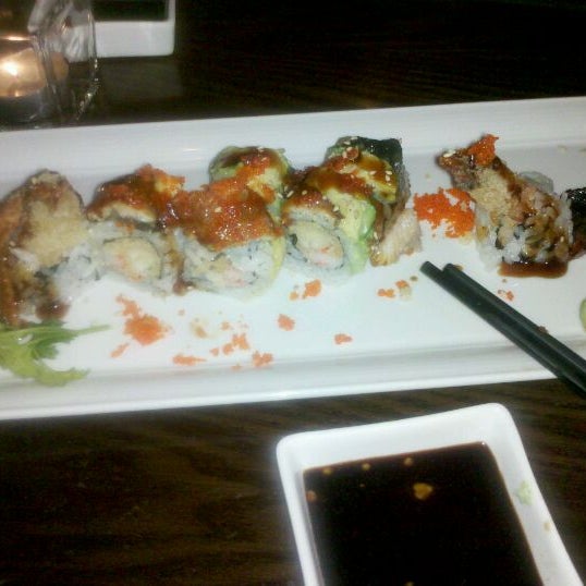 Photo taken at Fin&#39;s Sushi &amp; Grill by Taylor R. on 2/18/2012