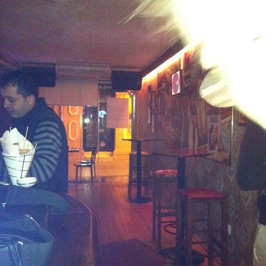 Photo taken at Veli Pera Lounge by T T. on 11/2/2011